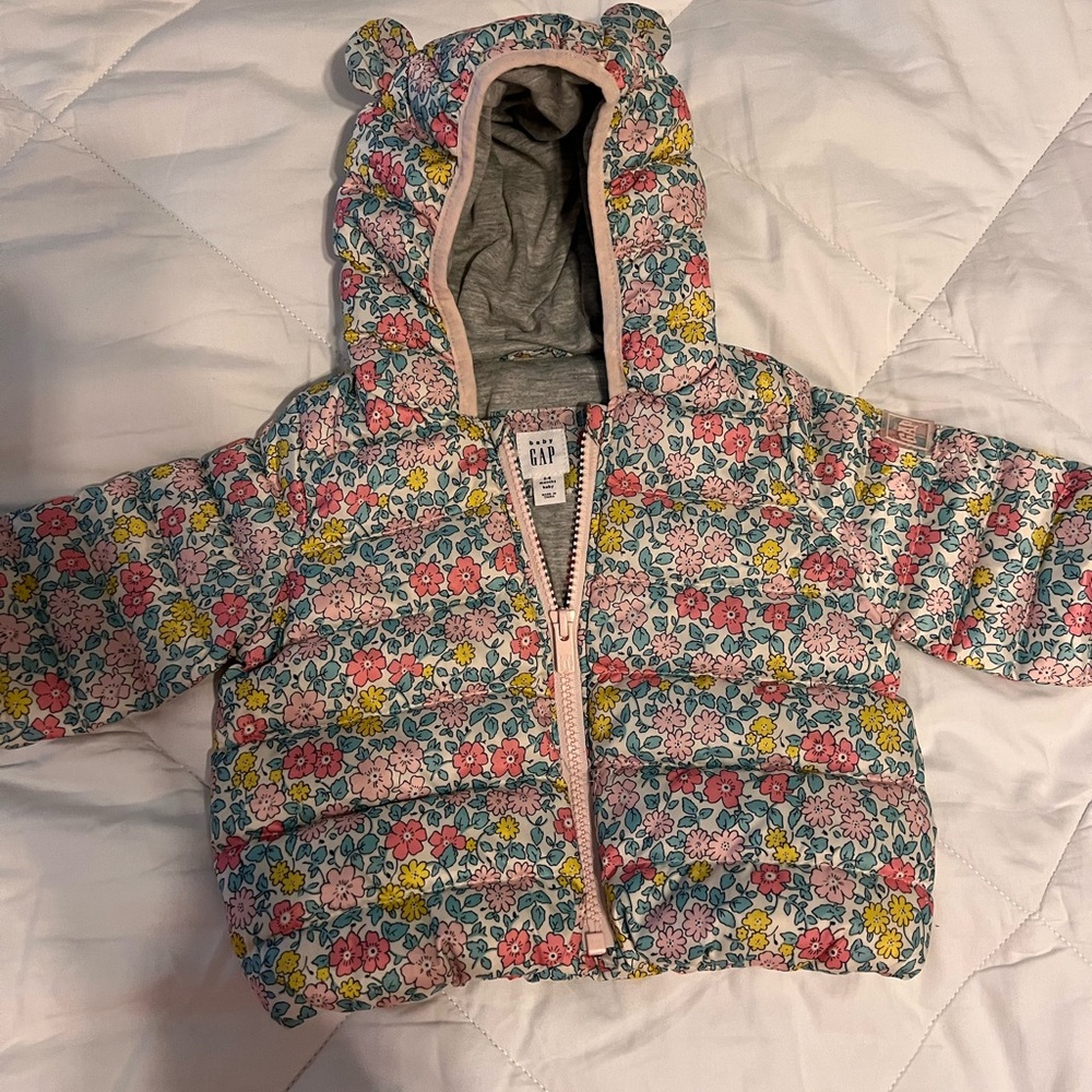 GAP Baby Floral Puffer Jacket- 0-6 months - Pink and Yellow